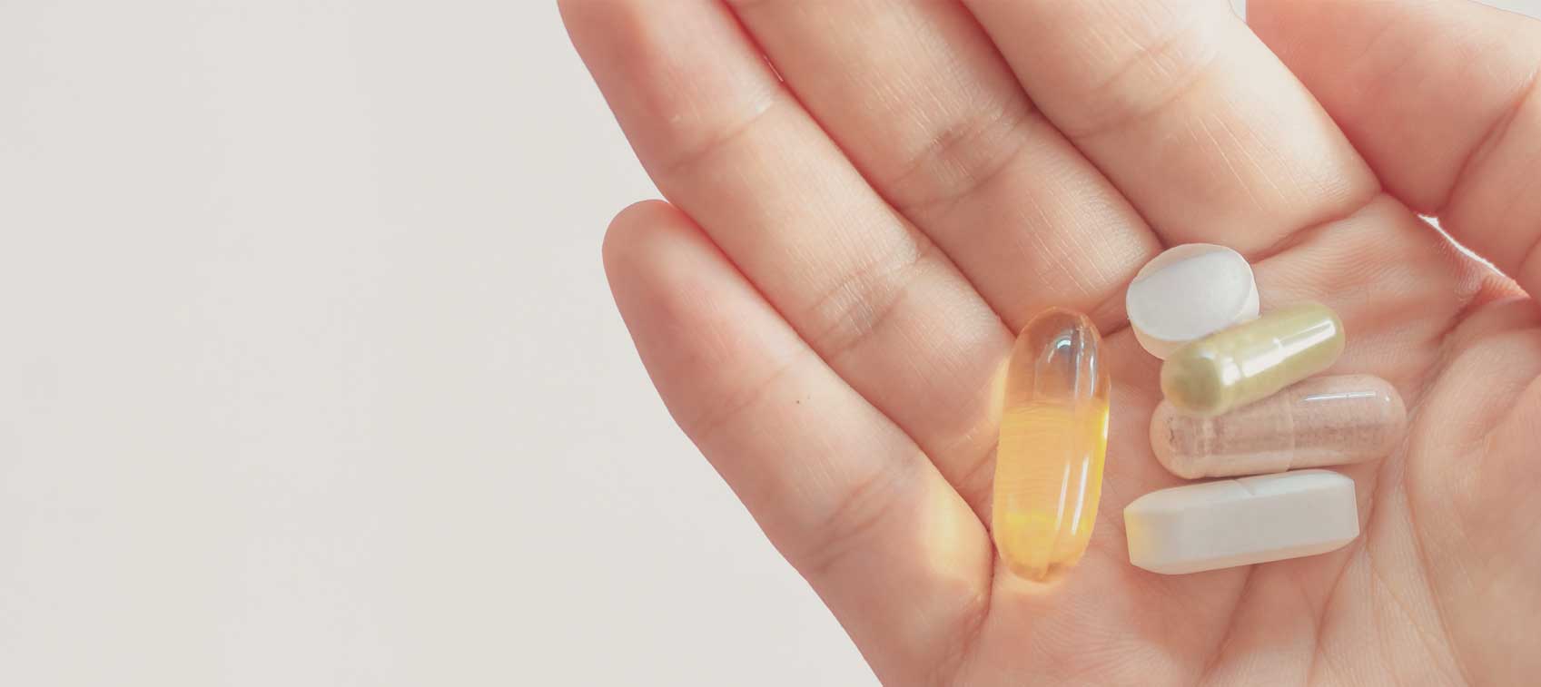 Taking Vitamins at Night: 5 Things You Should Know - Healthy ...